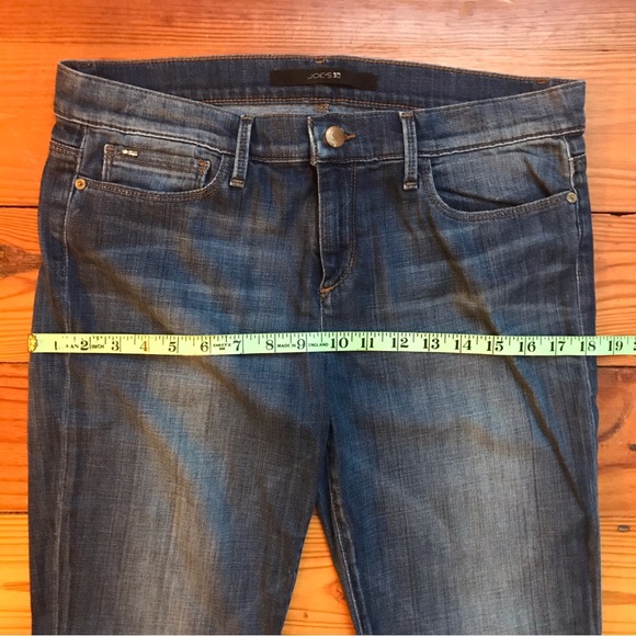 Joe’s Jeans Dark Wash Provocateur Flare, EUC, 30 W - Picture 6 of 11